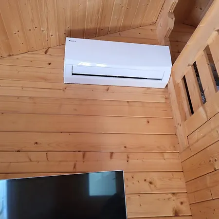 Aiamaja Sindi Location Sindi Kirsi 3 Apartman *